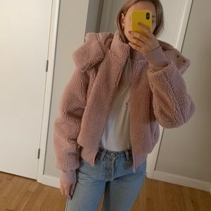 ALO YOGA Cozy Sherpa Jacket